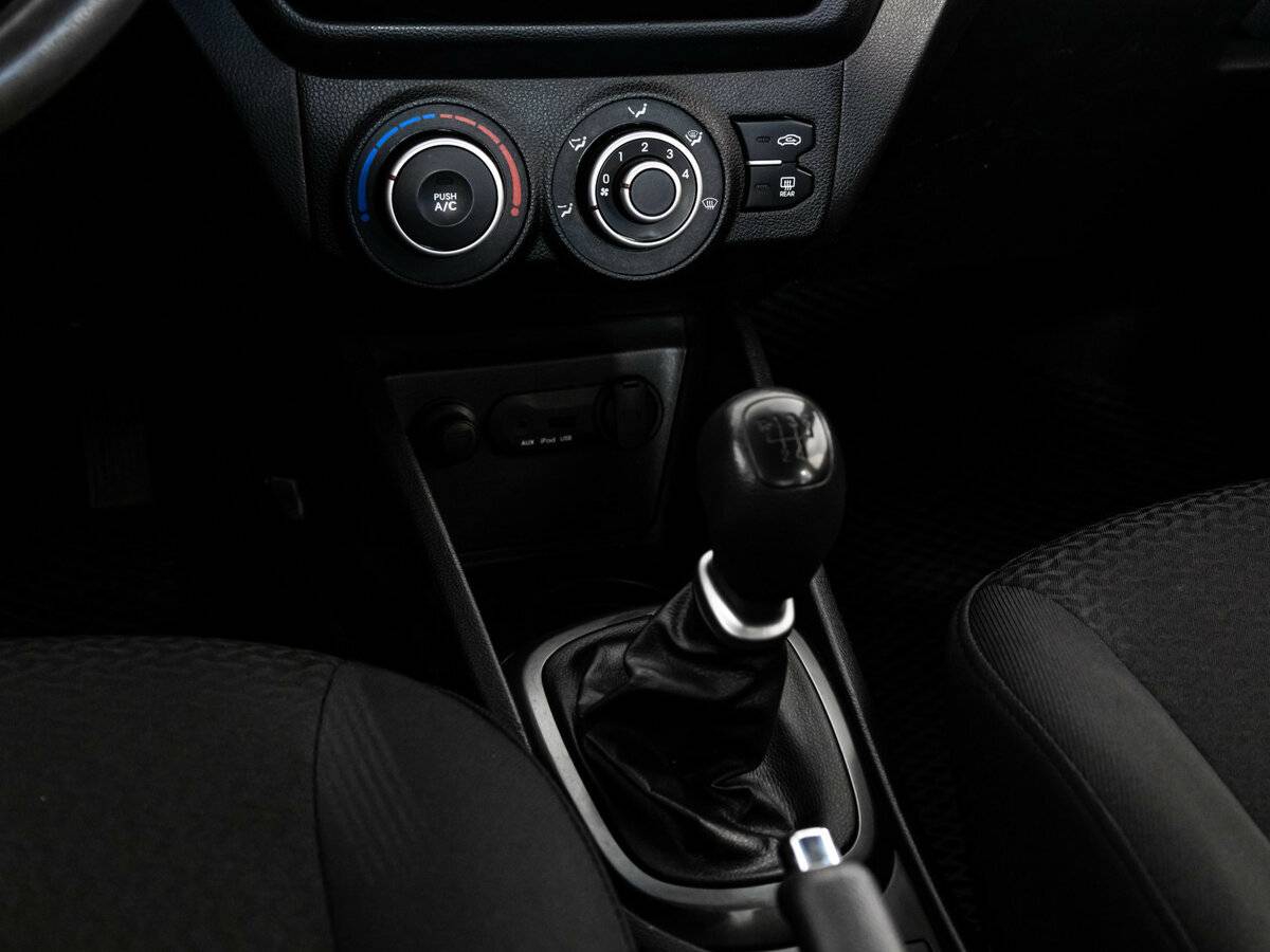 Купить Kia Rio, 2012, 164 489 км.. Фото: #9
