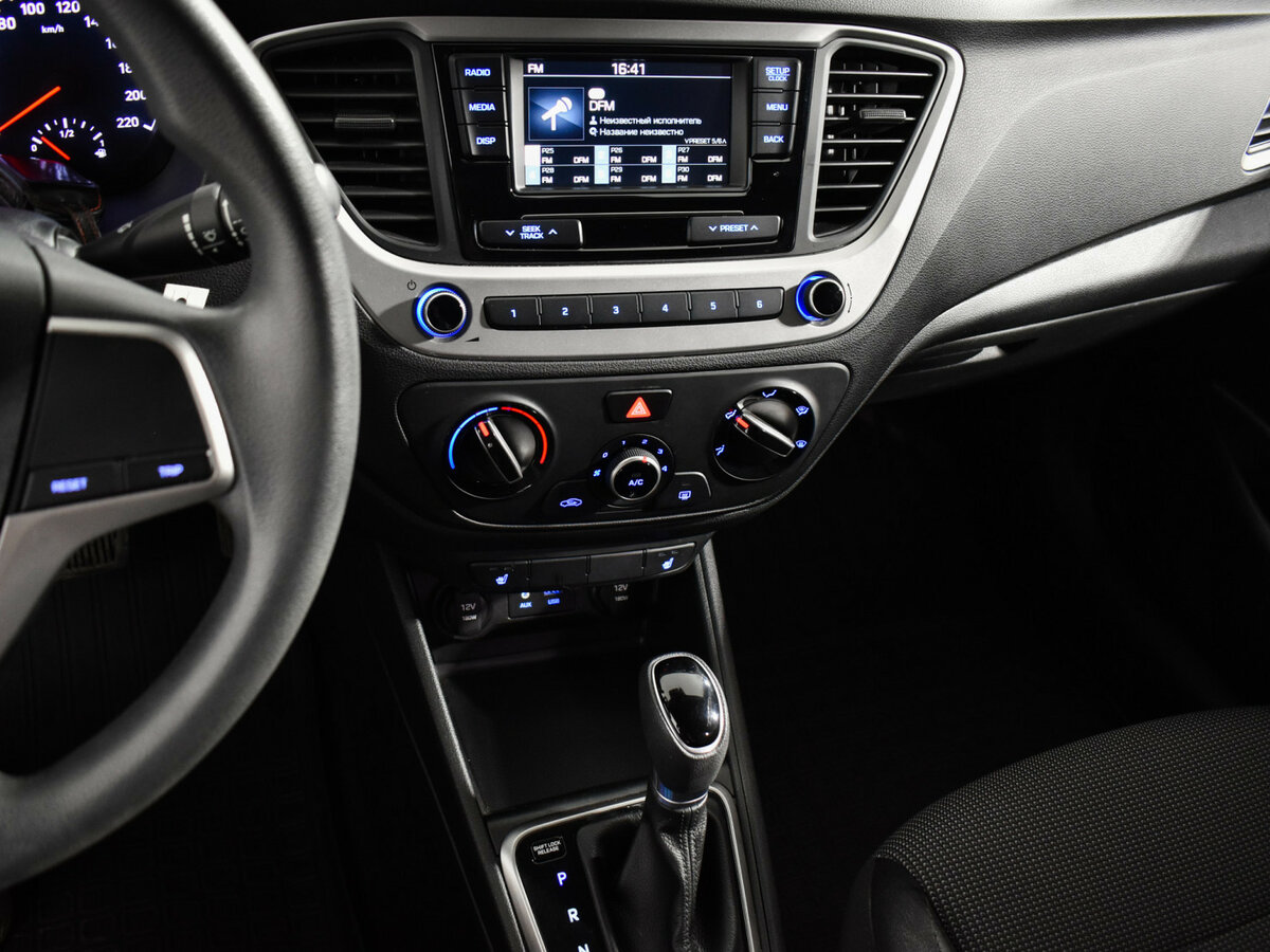 Купить Hyundai Solaris, 2017, 87 427 км.. Фото: #14