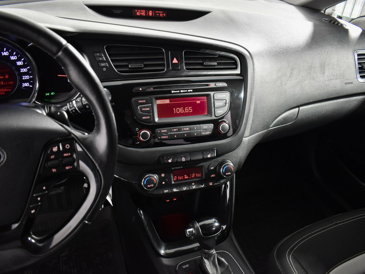Купить Kia Ceed, 2013, 125 002 км.. Фото: #16