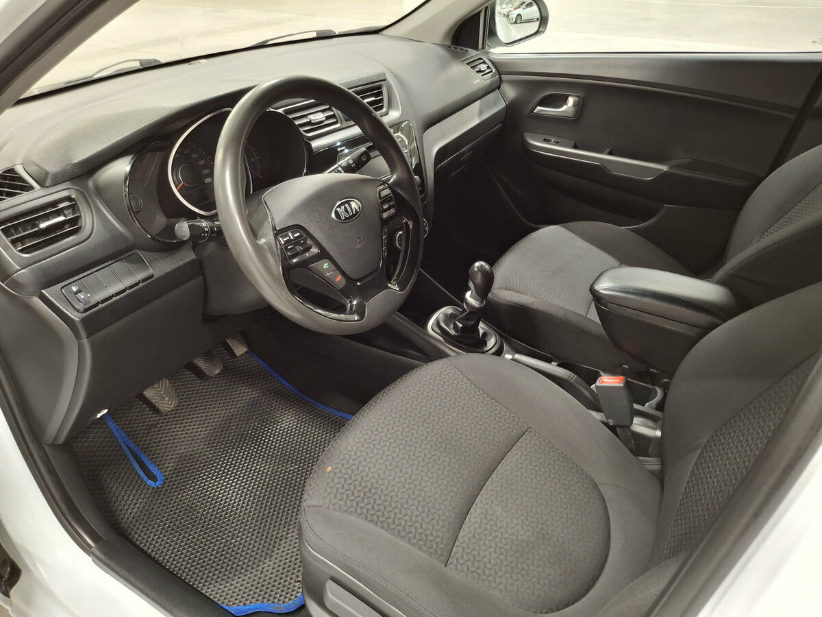 Купить Kia Rio, 2017, 126 521 км.. Фото: #14