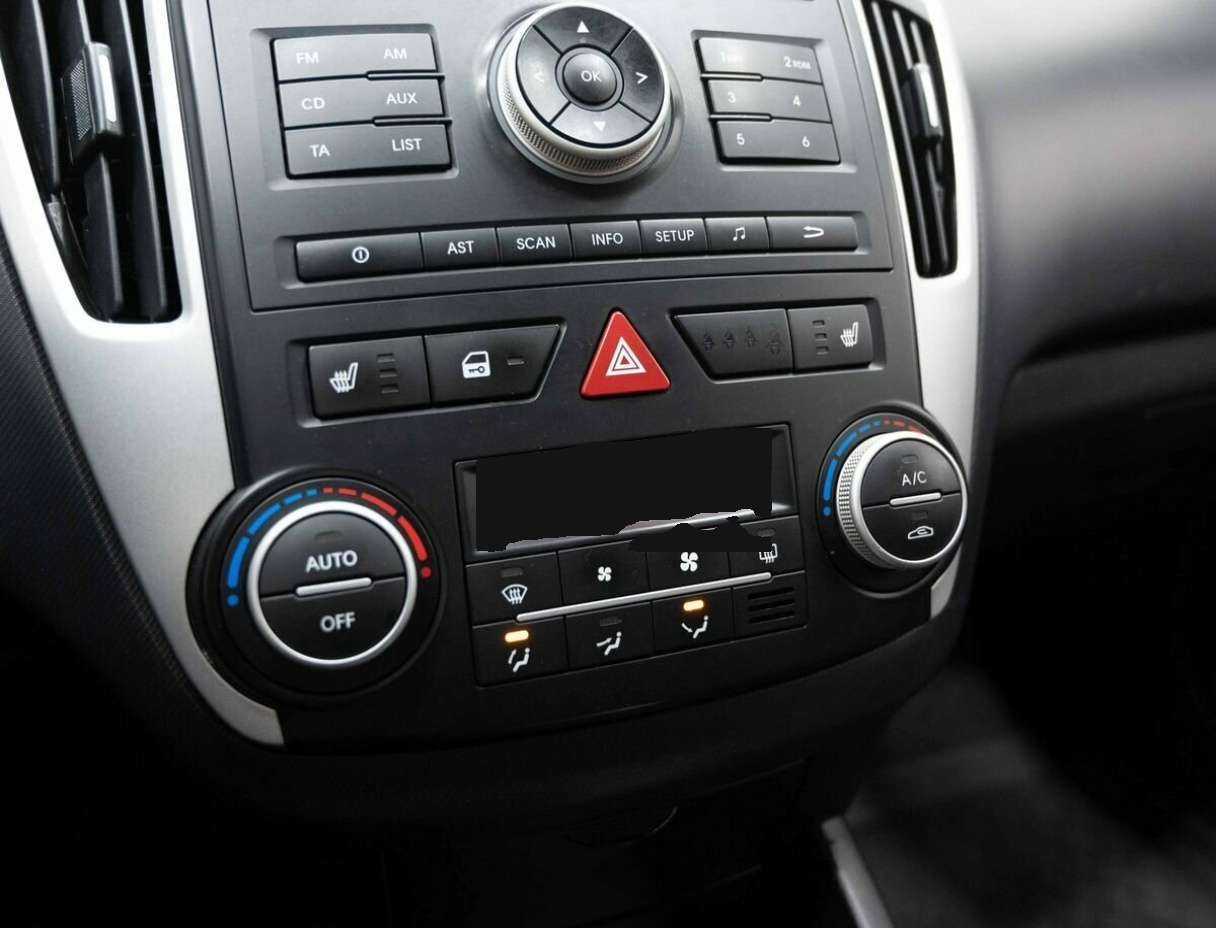 Купить Kia Ceed, 2012, 207 297 км.. Фото: #19