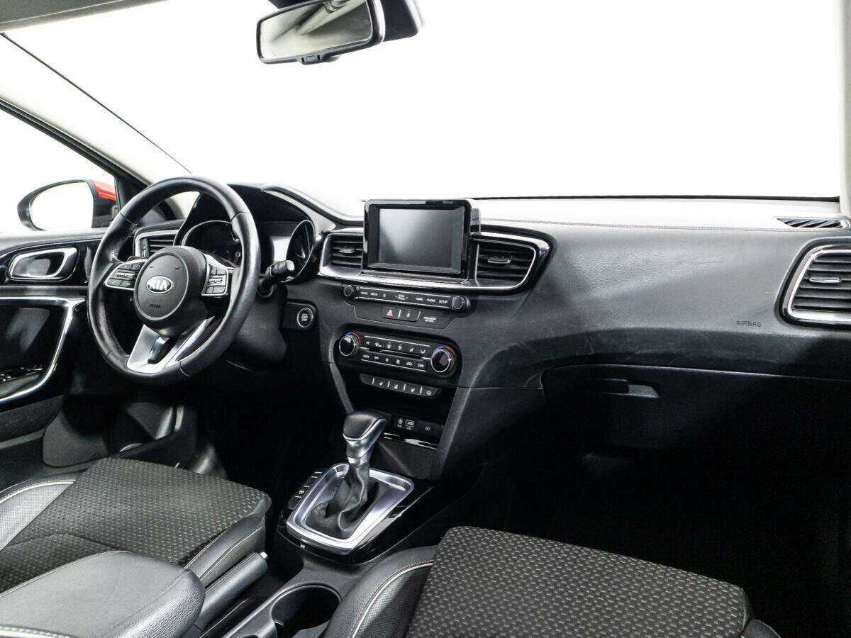 Купить Kia Ceed, 2019, 70 343 км.. Фото: #8