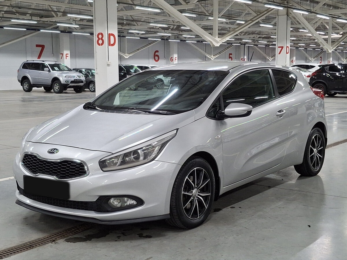 Купить Kia Ceed, 2013, 187 209 км.. Фото: #0