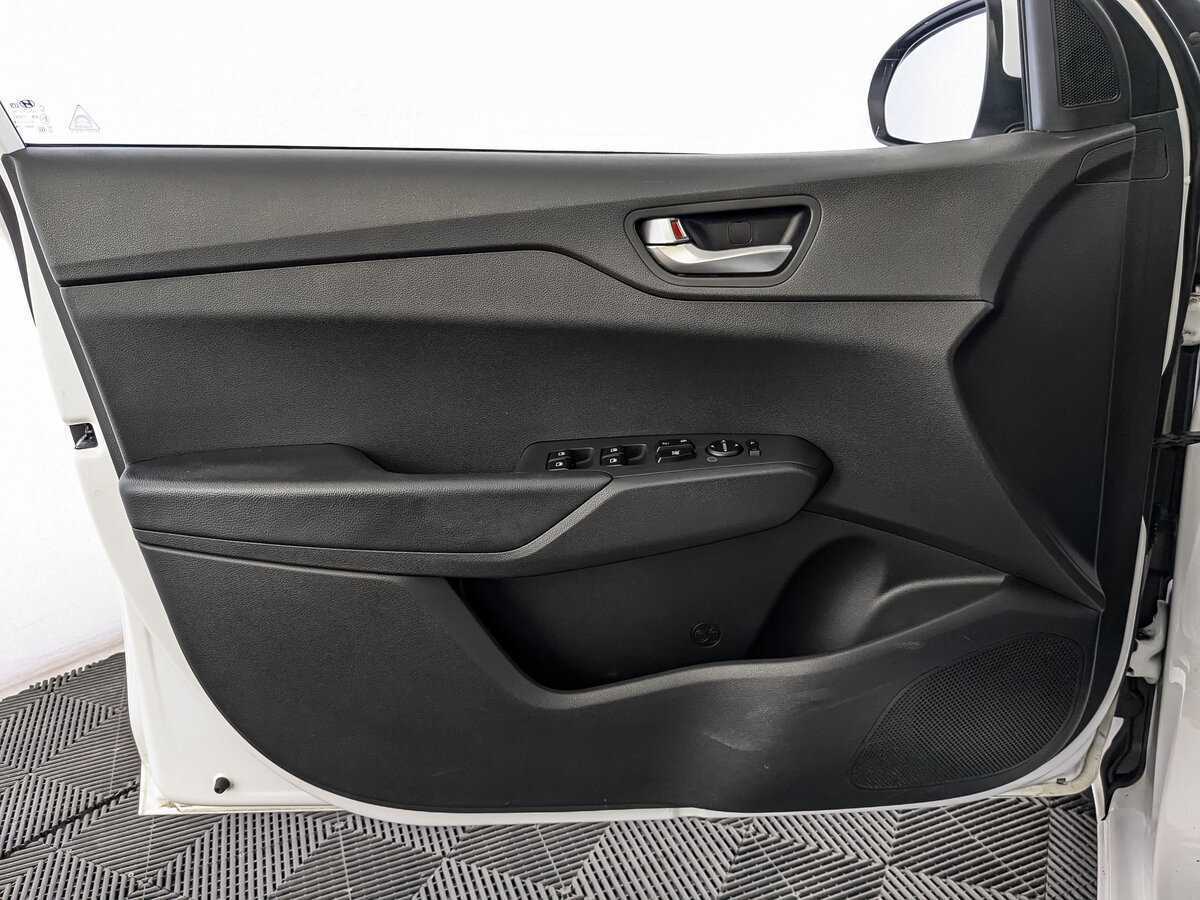 Купить Hyundai Solaris, 2021, 87 565 км.. Фото: #13
