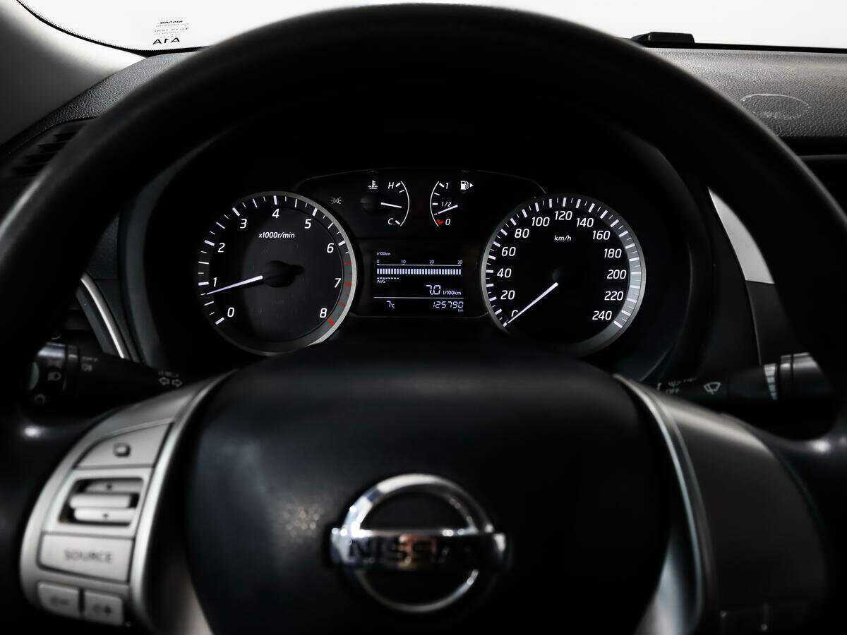 Купить Nissan Sentra, 2014, 125 789 км.. Фото: #11
