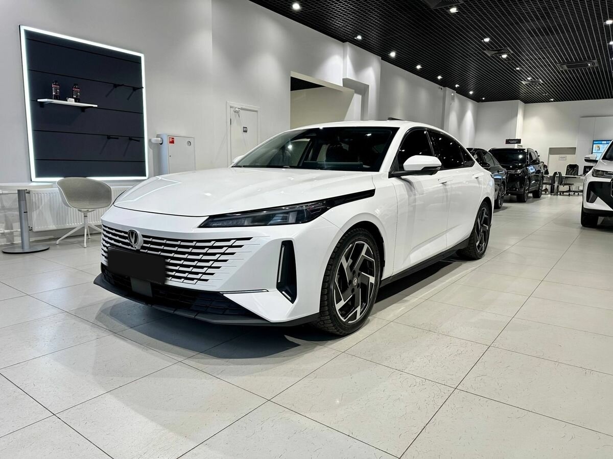 Купить Changan Lamore, 2023, 67 777 км.. Посмотреть фото