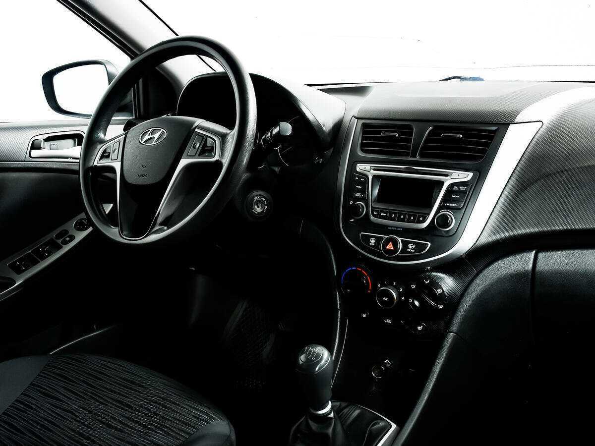Купить Hyundai Solaris, 2016, 241 408 км.. Фото: #8