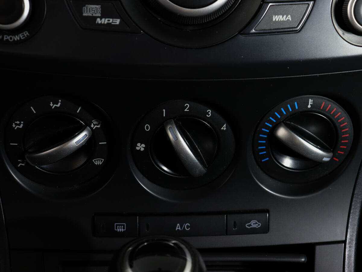Купить Mazda 3, 2012, 126 700 км.. Фото: #16
