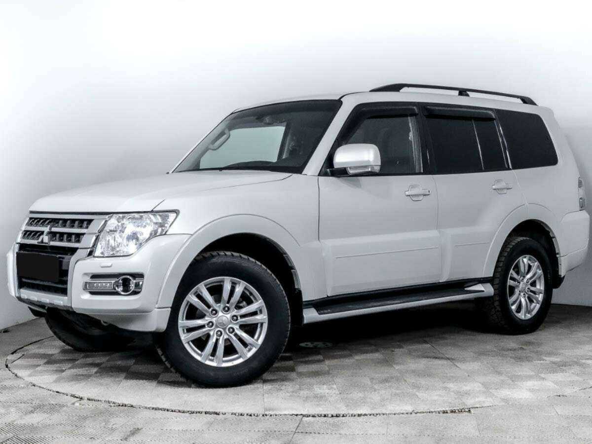 Купить Mitsubishi Pajero, 2015, 75 250 км.. Посмотреть фото