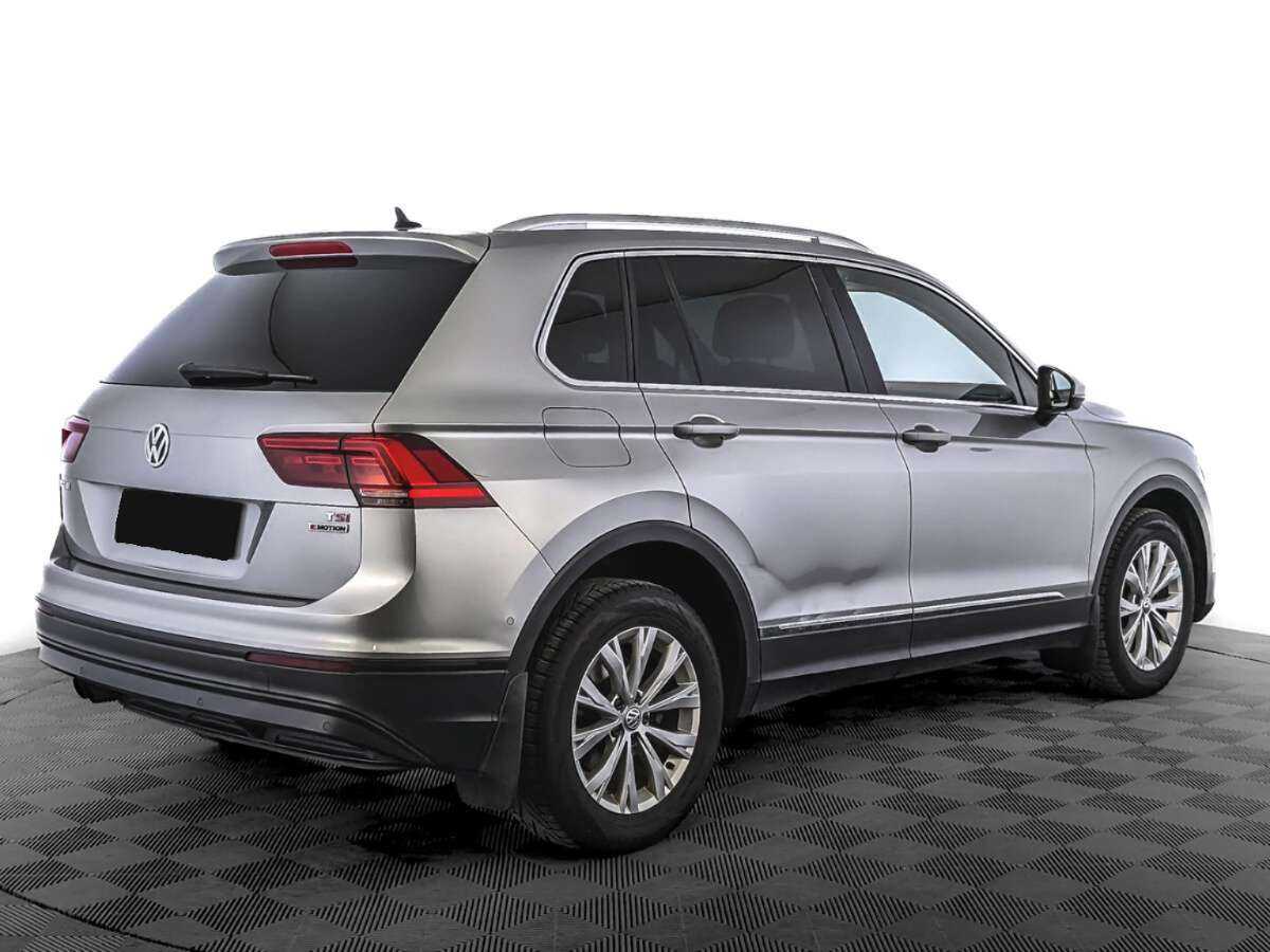 Купить Volkswagen Tiguan, 2017, 107 312 км.. Фото: #4