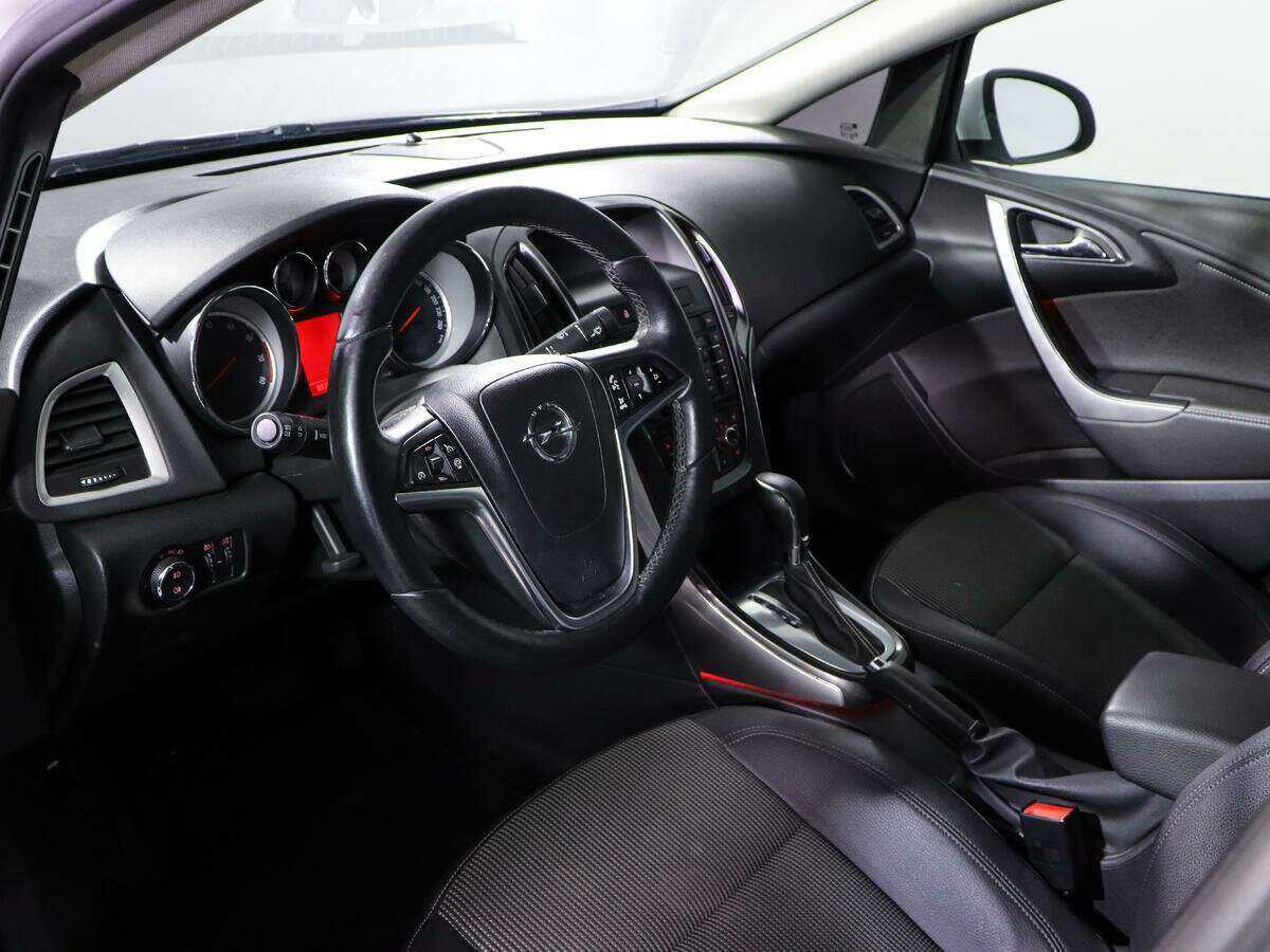 Купить Opel Astra, 2013, 98 000 км.. Фото: #13