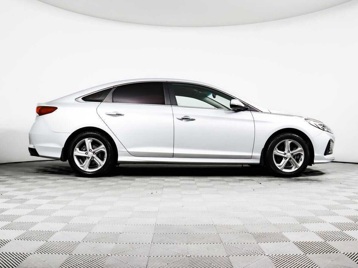 Купить Hyundai Sonata, 2018, 73 612 км.. Фото: #3