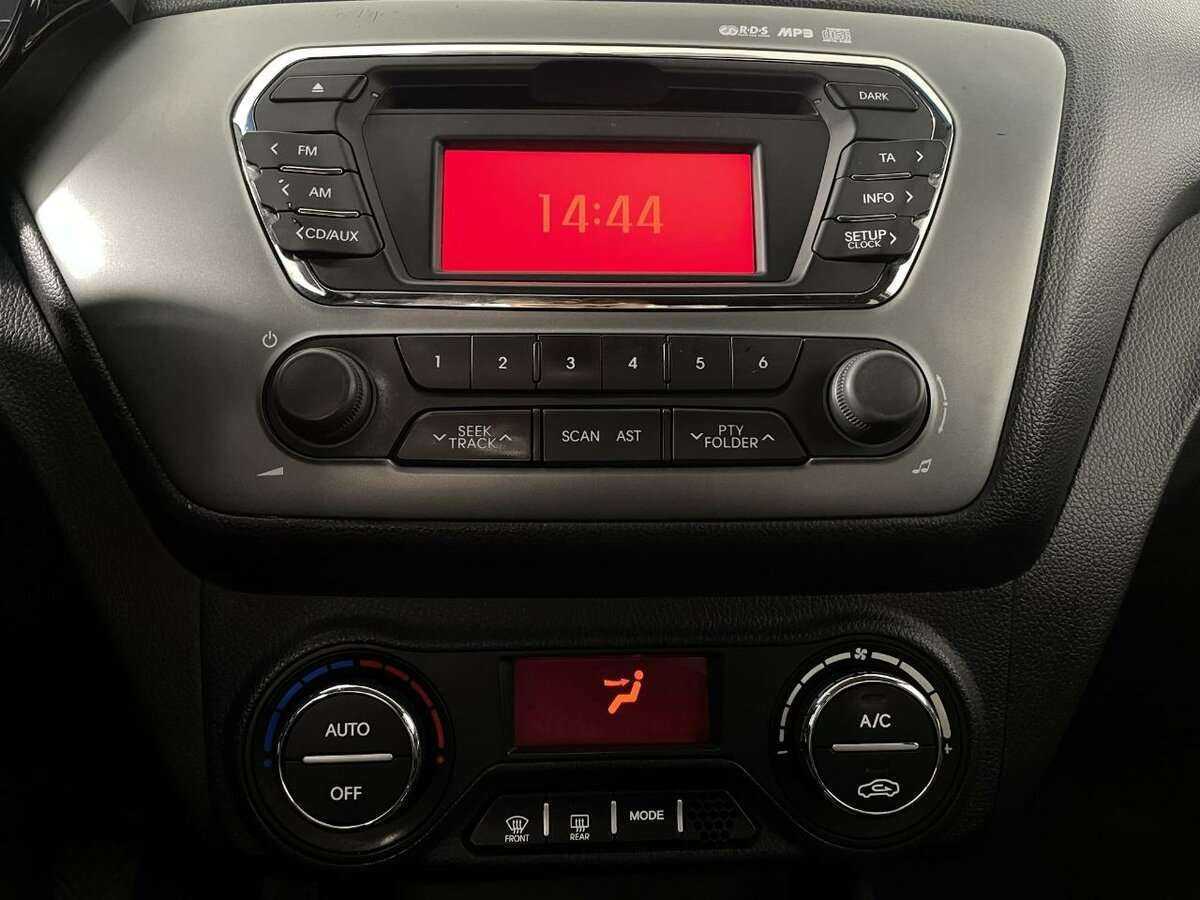Купить Kia Rio, 2013, 273 797 км.. Фото: #11