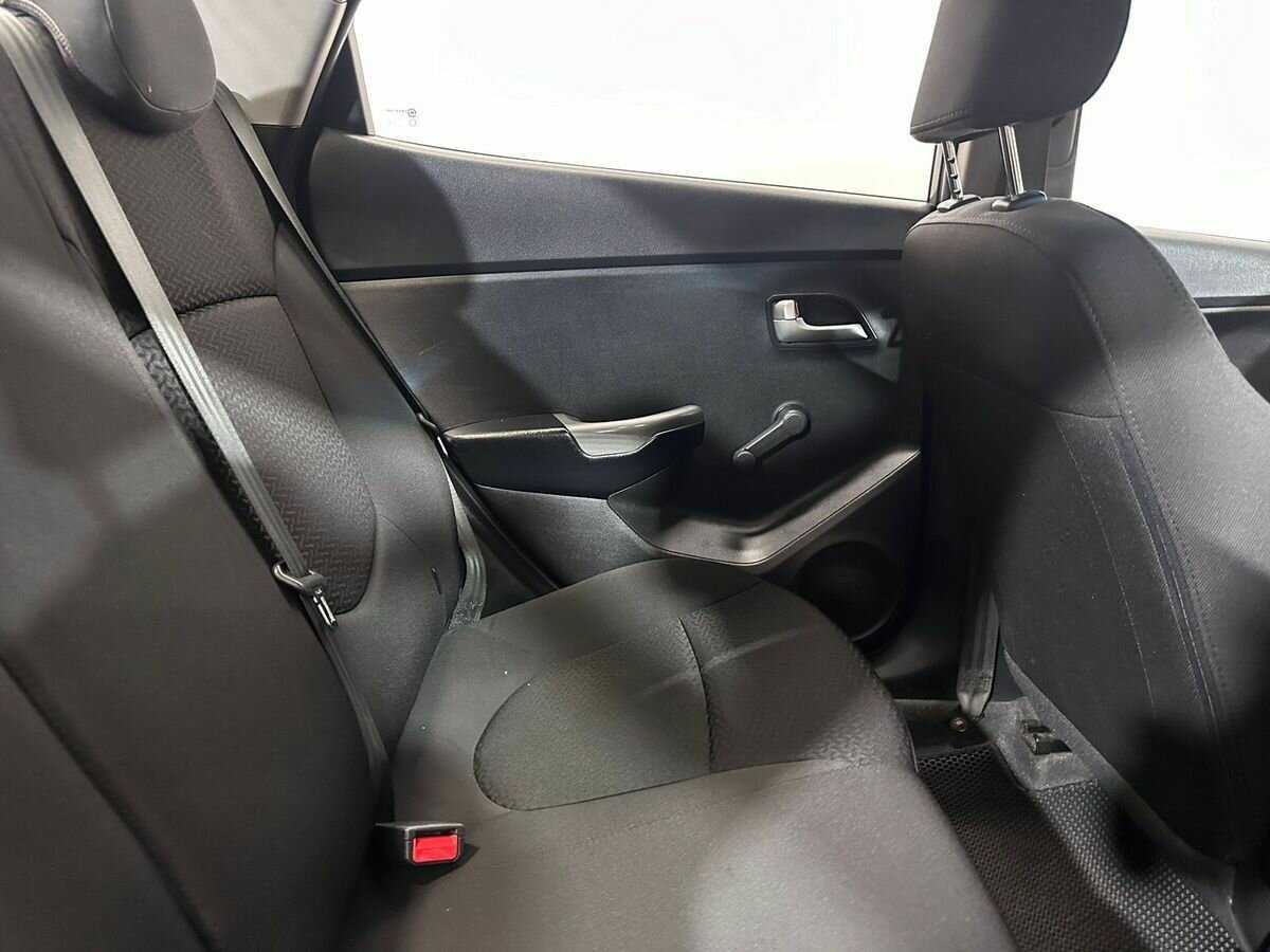 Купить Kia Rio, 2013, 291 042 км.. Фото: #10