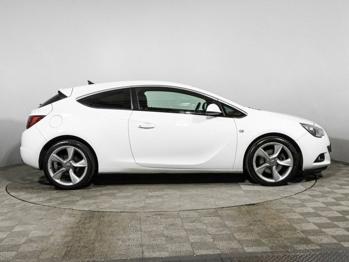 Купить Opel Astra, 2013, 178 683 км.. Фото: #3