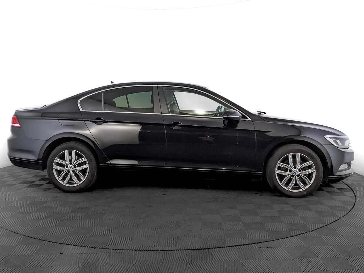 Купить Volkswagen Passat, 2018, 188 206 км.. Фото: #3