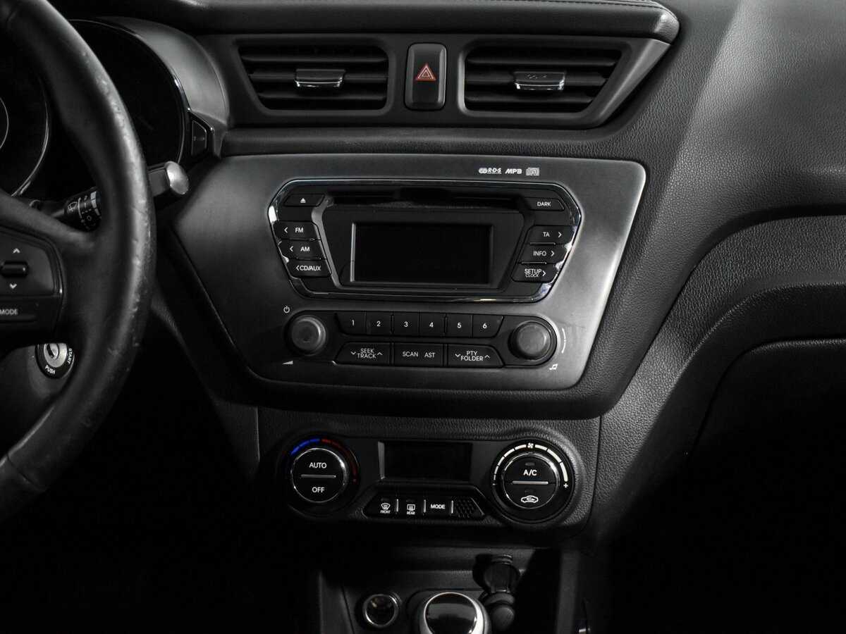 Купить Kia Rio, 2013, 163 554 км.. Фото: #13