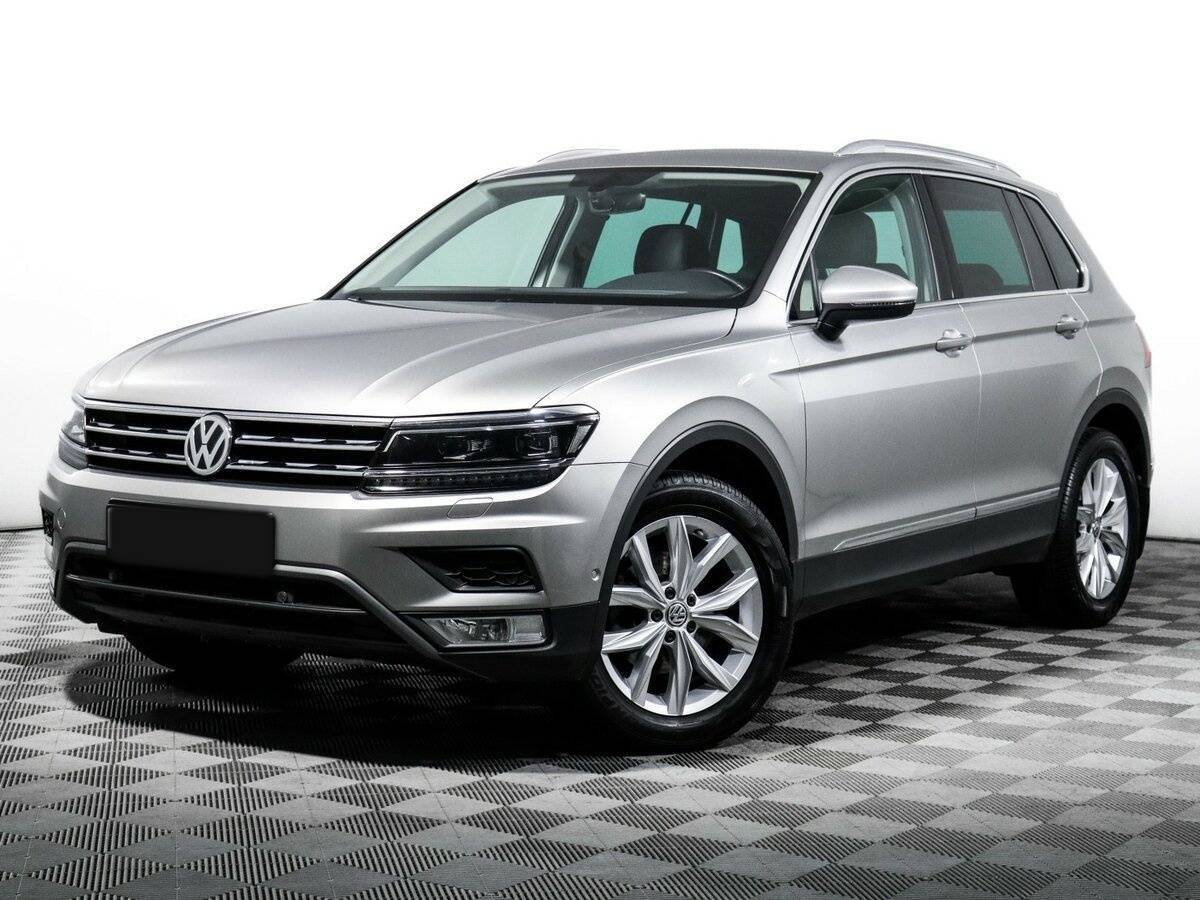 Купить Volkswagen Tiguan, 2017, 44 377 км.. Посмотреть фото