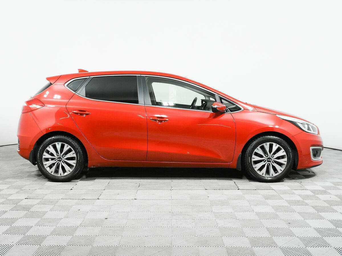 Купить Kia Ceed, 2017, 92 436 км.. Фото: #3