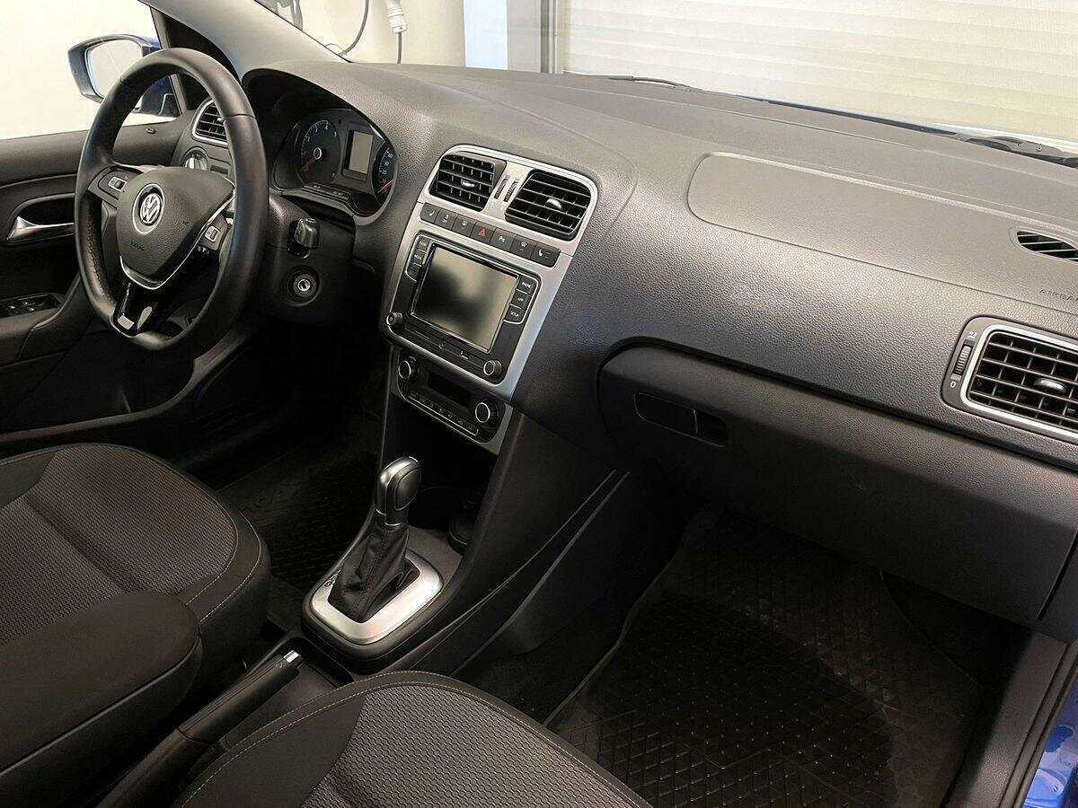 Купить Volkswagen Polo, 2018, 39 212 км.. Фото: #6