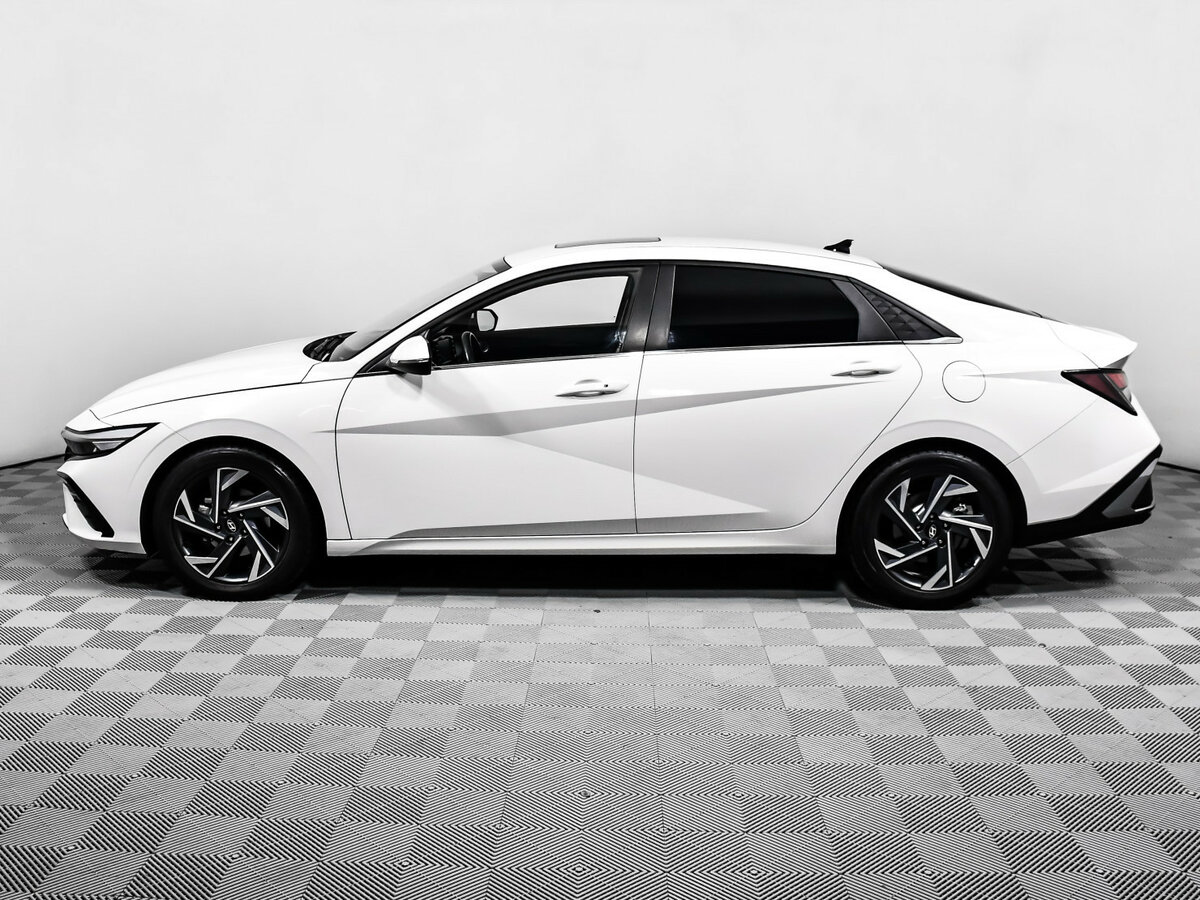 Купить Hyundai Elantra, 2023, 57 075 км.. Фото: #7