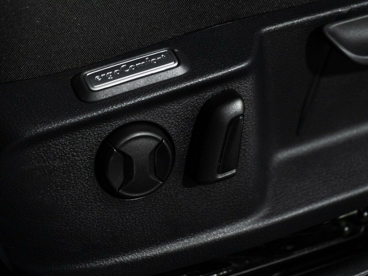 Купить Volkswagen Passat, 2017, 276 163 км.. Фото: #16