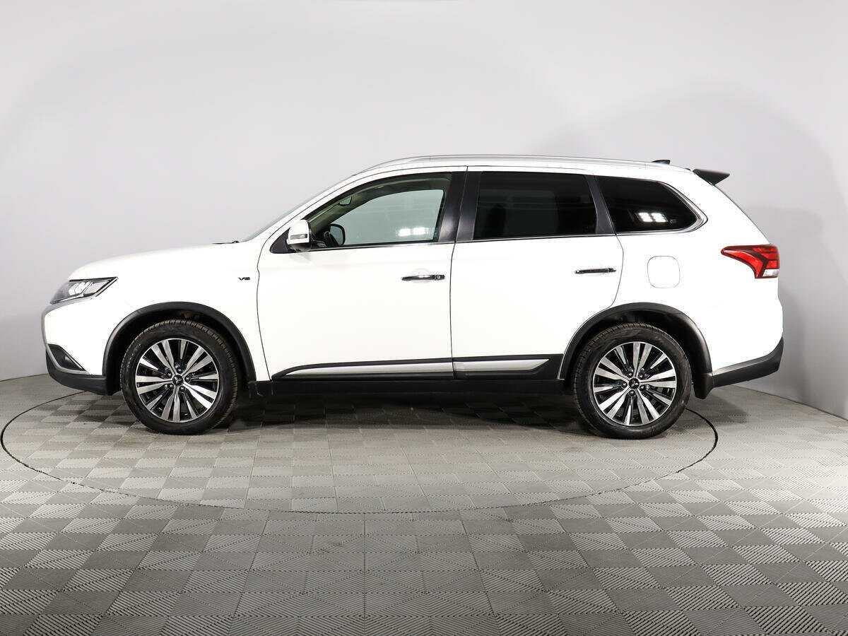 Купить Mitsubishi Outlander, 2019, 228 149 км.. Фото: #3