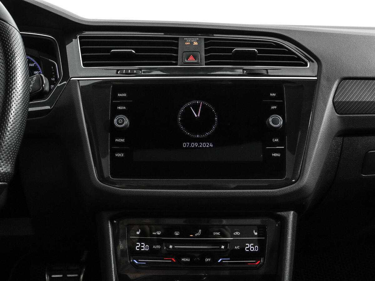 Купить Volkswagen Tiguan, 2021, 71 470 км.. Фото: #12