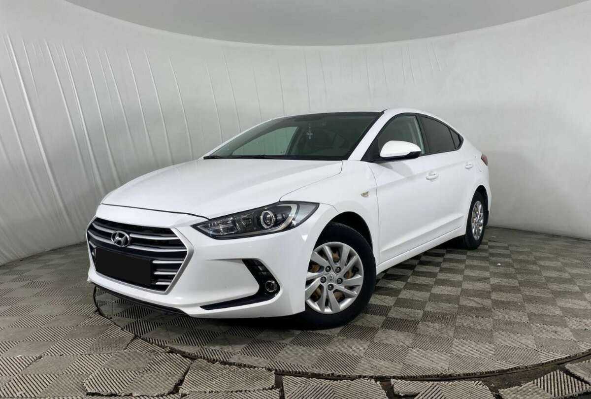 Купить Hyundai Elantra, 2017, 132 960 км.. Посмотреть фото