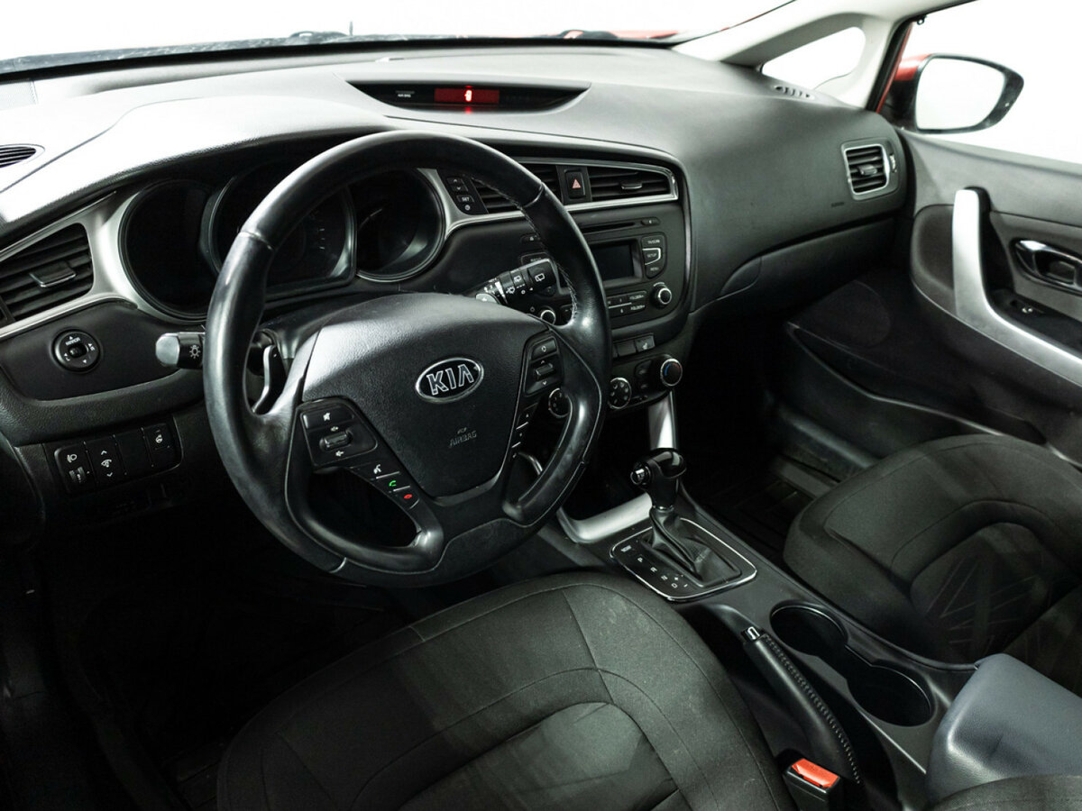 Купить Kia Ceed, 2016, 65 800 км.. Фото: #10