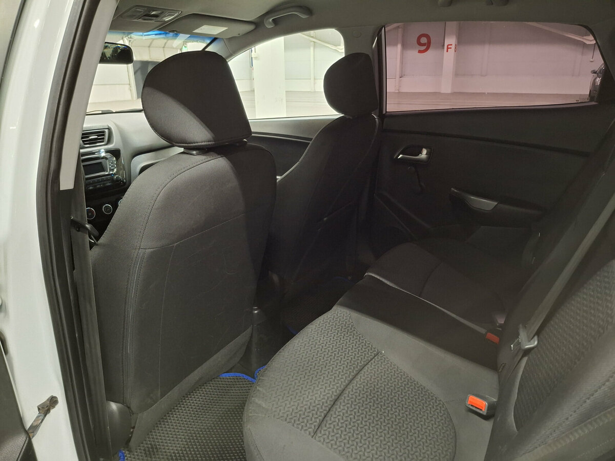 Купить Kia Rio, 2017, 126 521 км.. Фото: #11