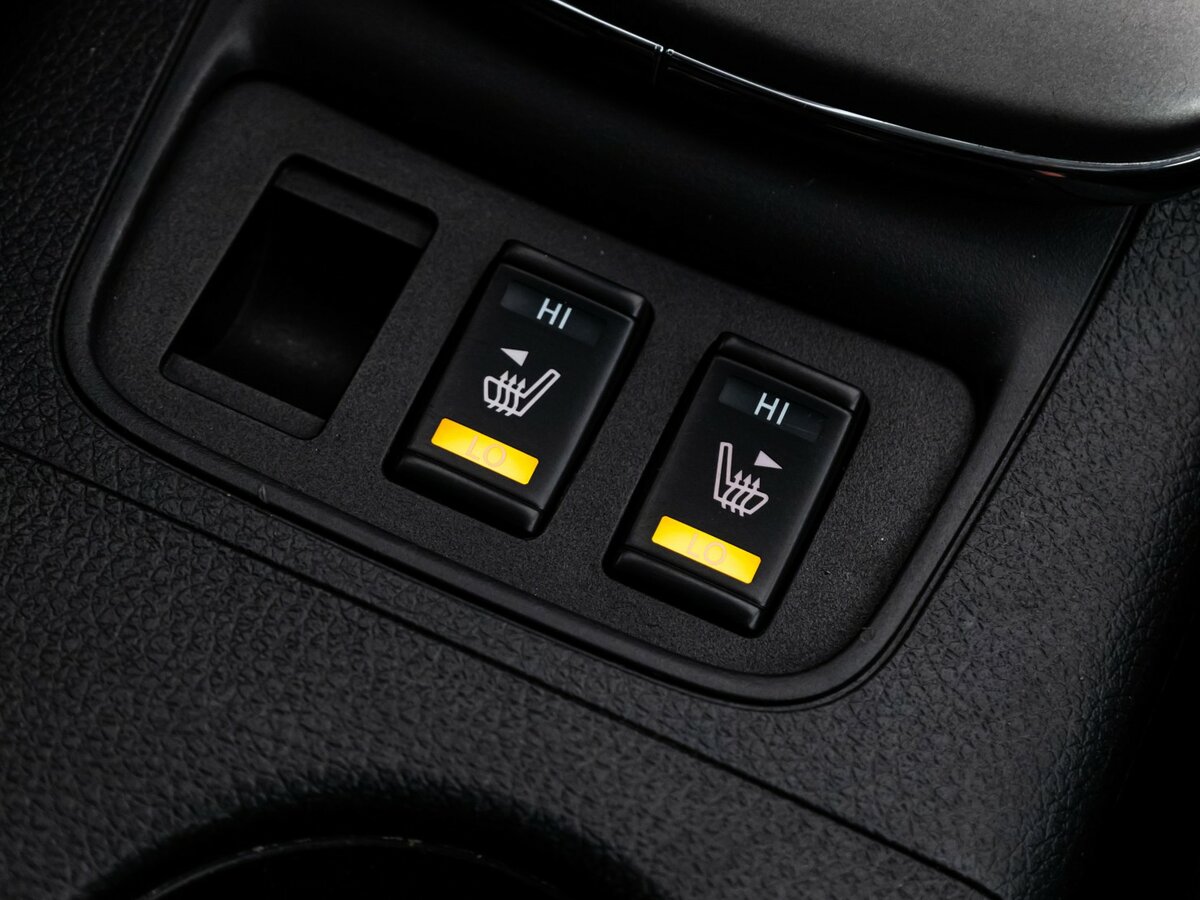 Купить Nissan Sentra, 2015, 179 675 км.. Фото: #11