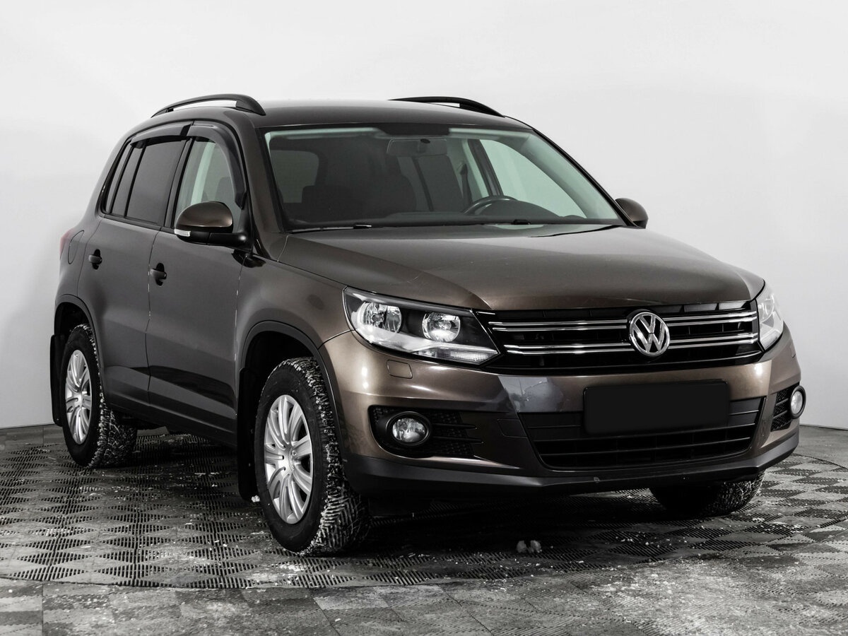 Купить Volkswagen Tiguan, 2014, 76 192 км.. Фото: #2