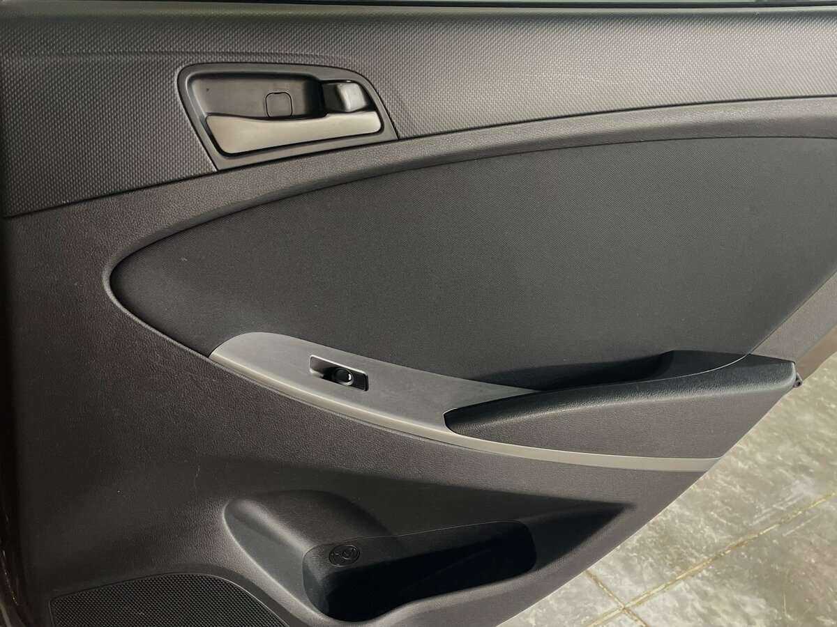Купить Hyundai Solaris, 2015, 139 070 км.. Фото: #21