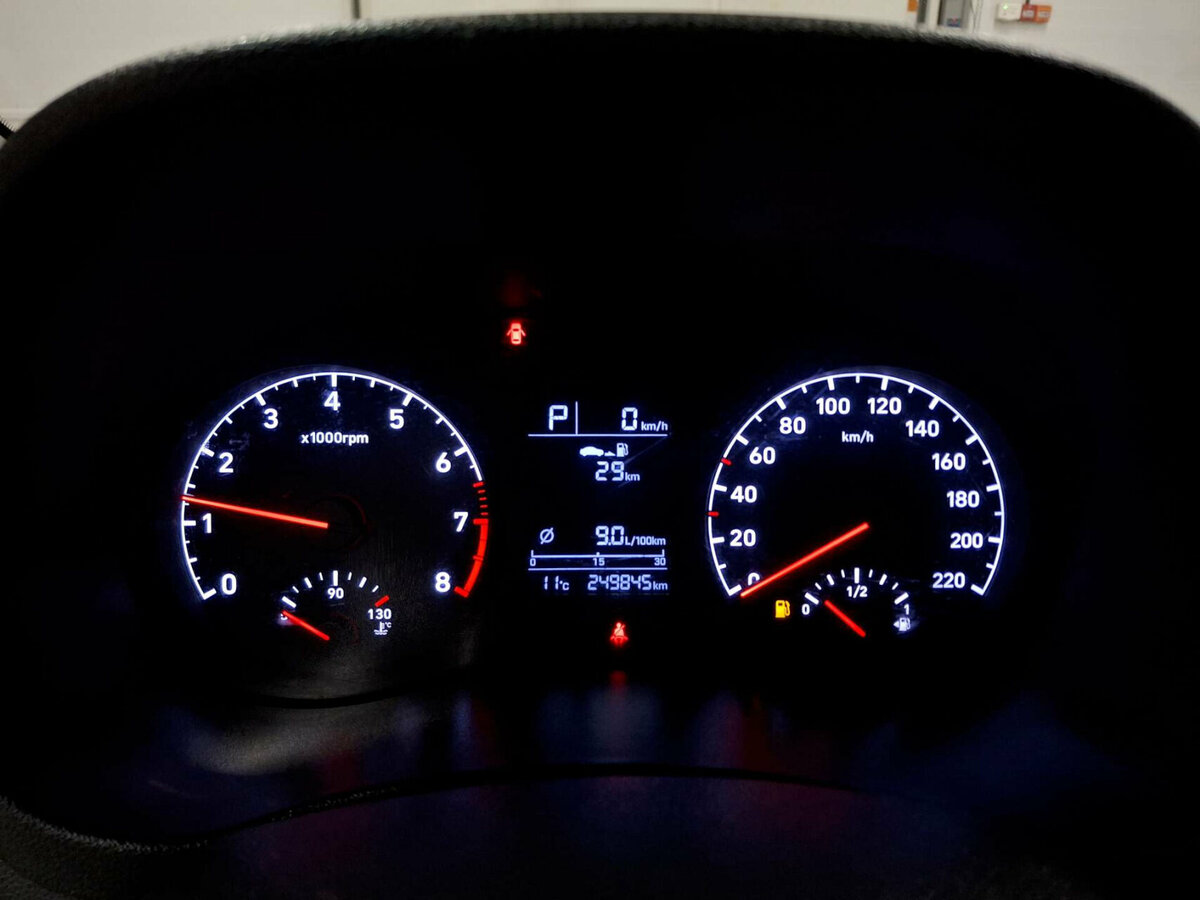 Купить Hyundai Solaris, 2019, 249 844 км.. Фото: #12