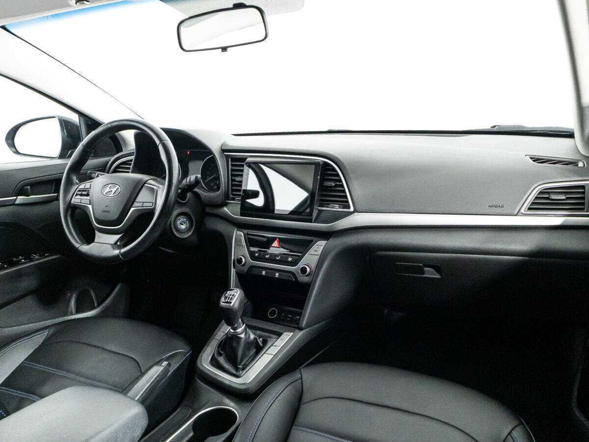Купить Hyundai Elantra, 2017, 153 266 км.. Фото: #8