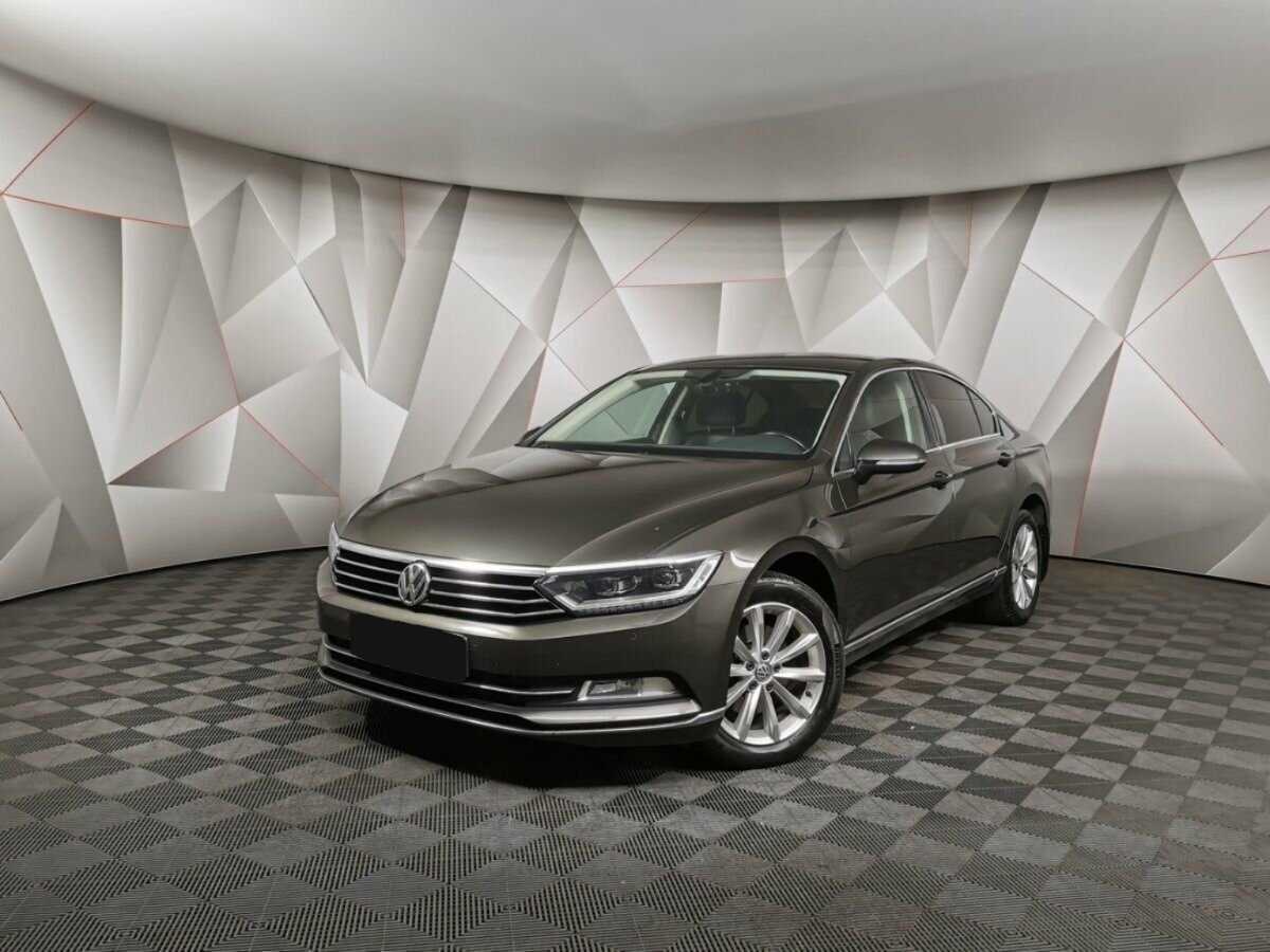 Купить Volkswagen Passat, 2018, 110 898 км.. Посмотреть фото