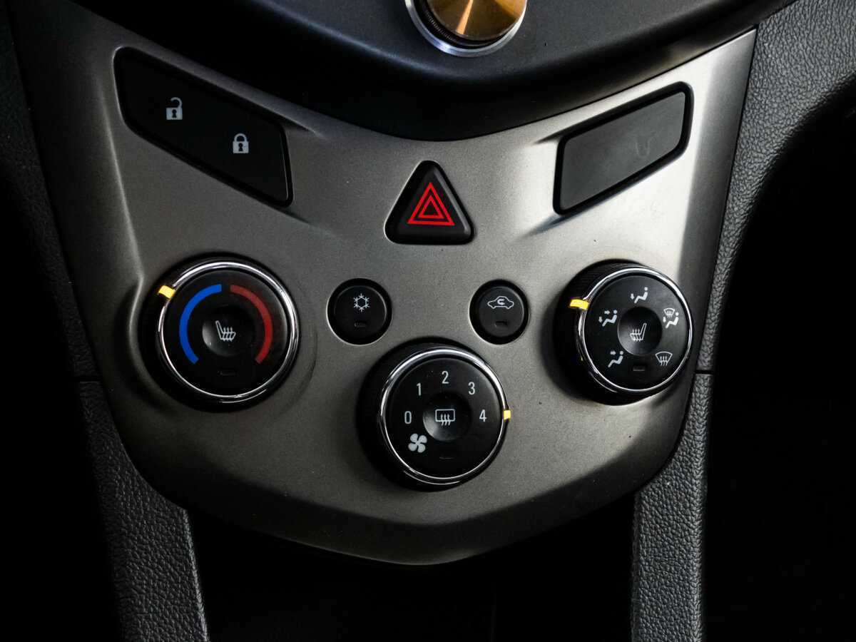 Купить Chevrolet Aveo, 2013, 246 800 км.. Фото: #15
