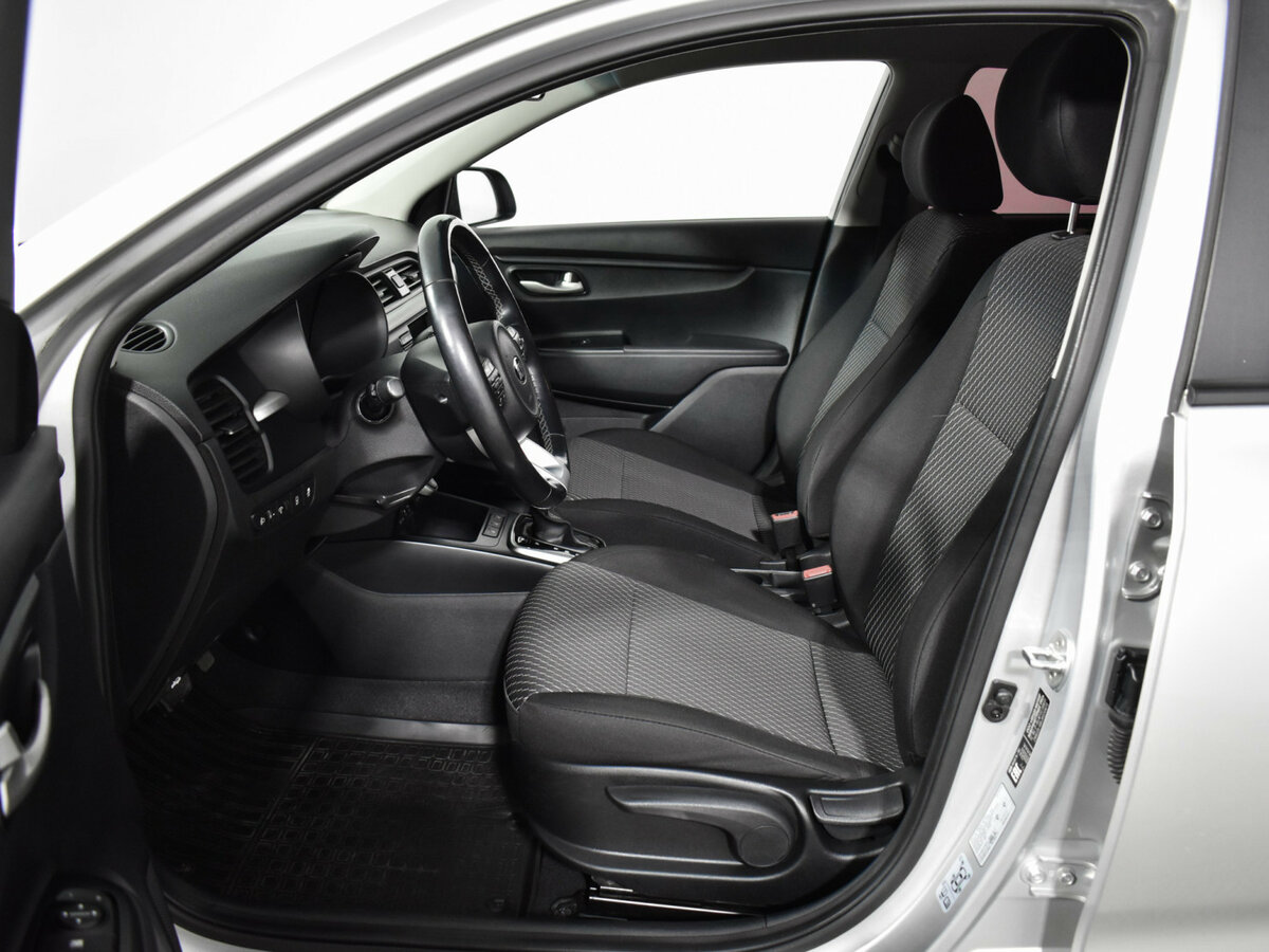 Купить Kia Rio, 2018, 187 629 км.. Фото: #9