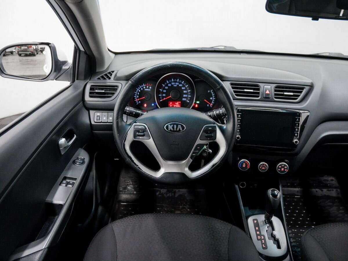 Купить Kia Rio, 2017, 157 003 км.. Фото: #10