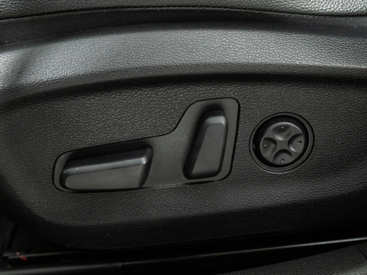 Купить Hyundai Sonata, 2018, 108 433 км.. Фото: #13