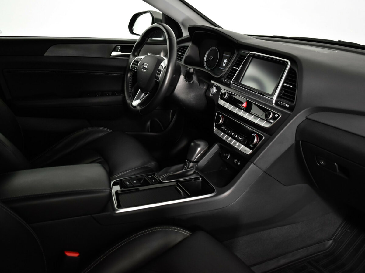 Купить Hyundai Sonata, 2018, 120 057 км.. Фото: #6