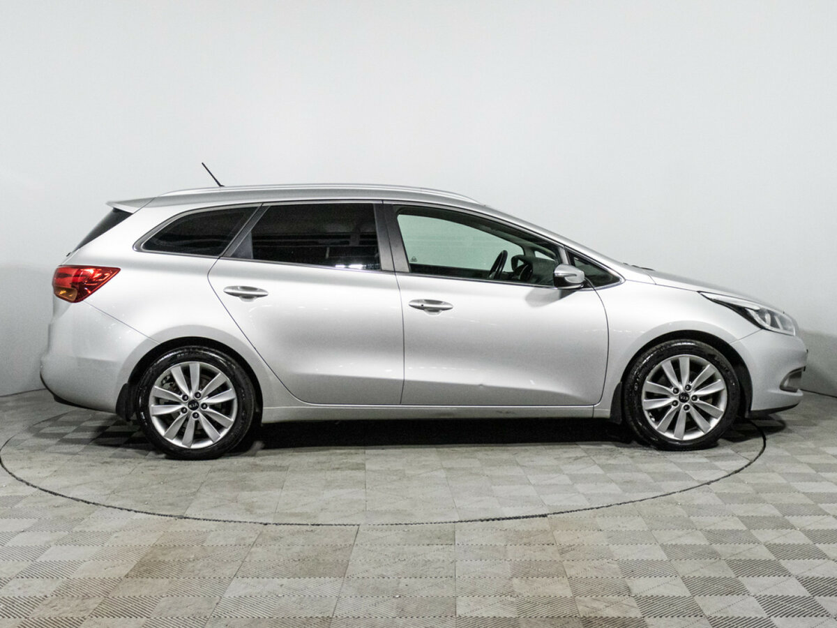 Купить Kia Ceed, 2015, 161 828 км.. Фото: #3