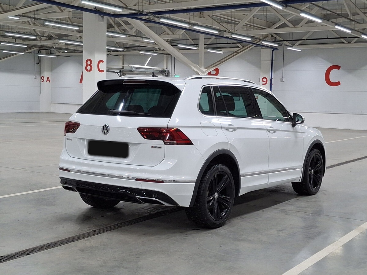 Купить Volkswagen Tiguan, 2020, 95 642 км.. Фото: #4