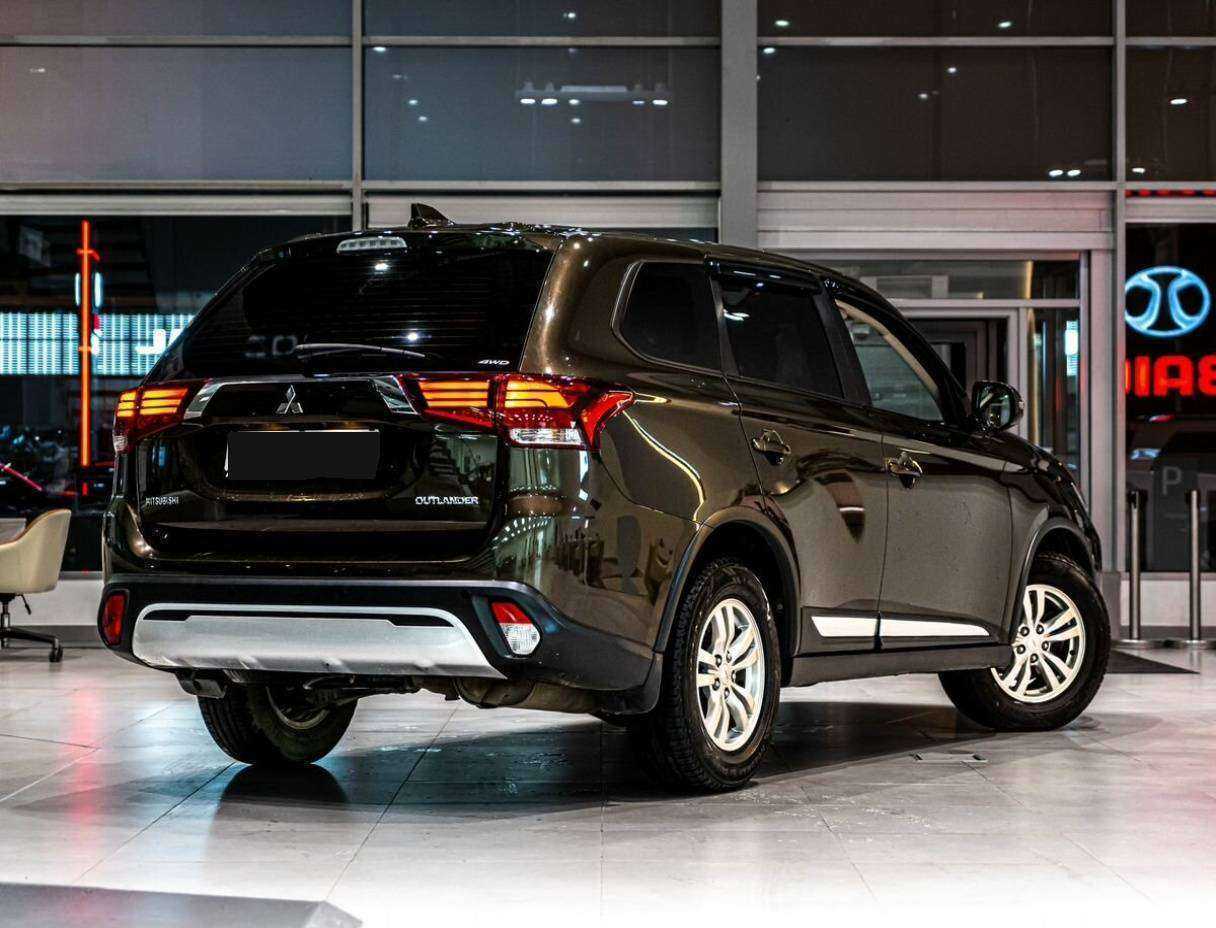 Купить Mitsubishi Outlander, 2018, 98 200 км.. Фото: #2