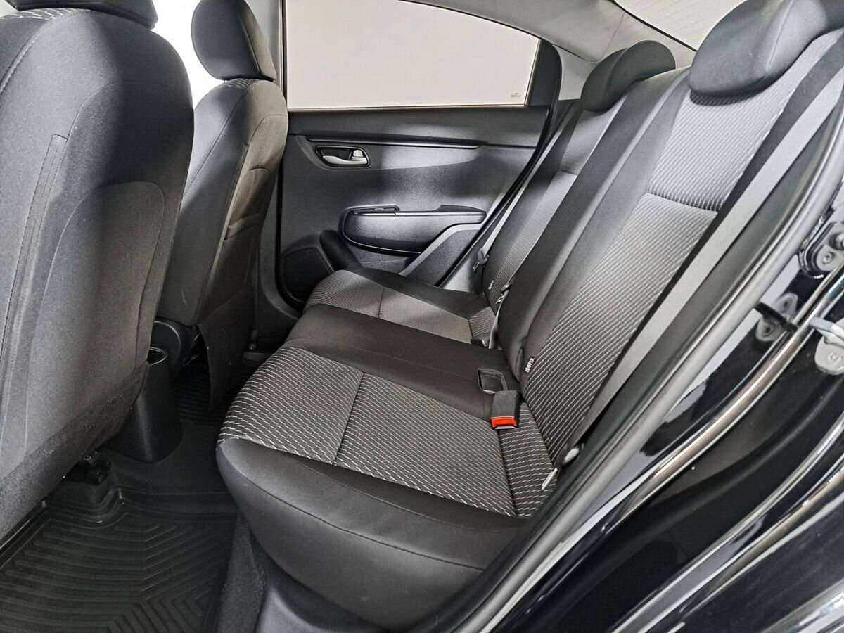 Купить Kia Rio, 2017, 81 921 км.. Фото: #9