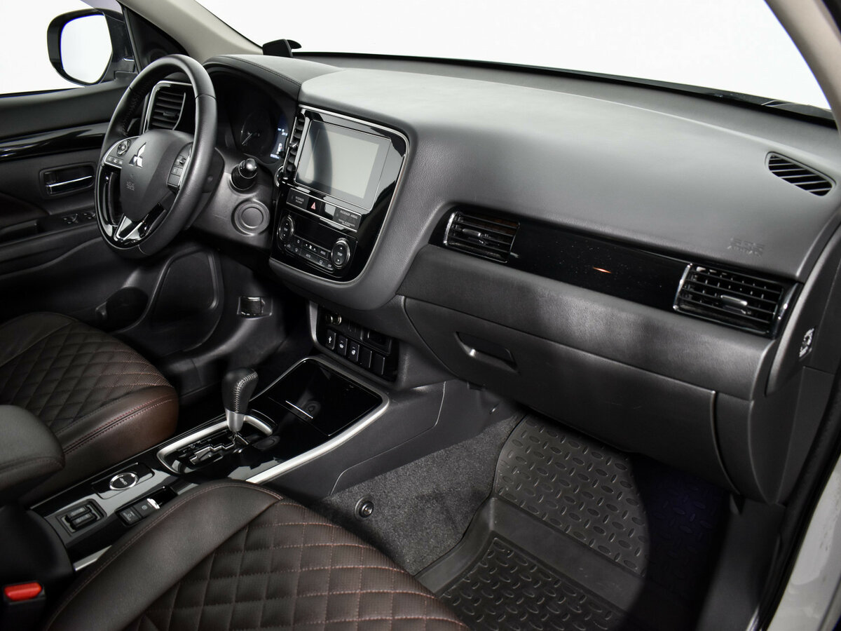 Купить Mitsubishi Outlander, 2019, 70 374 км.. Фото: #8