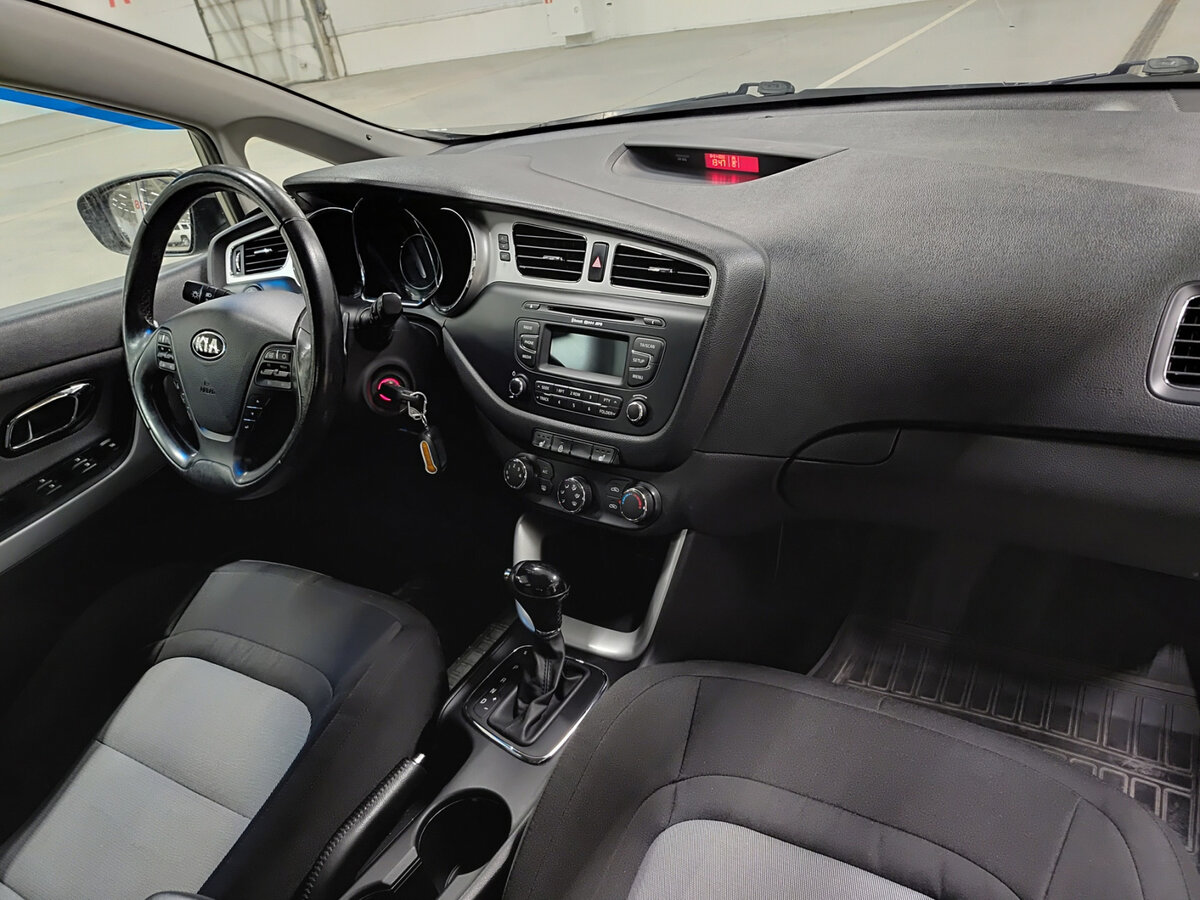 Купить Kia Ceed, 2012, 84 618 км.. Фото: #10