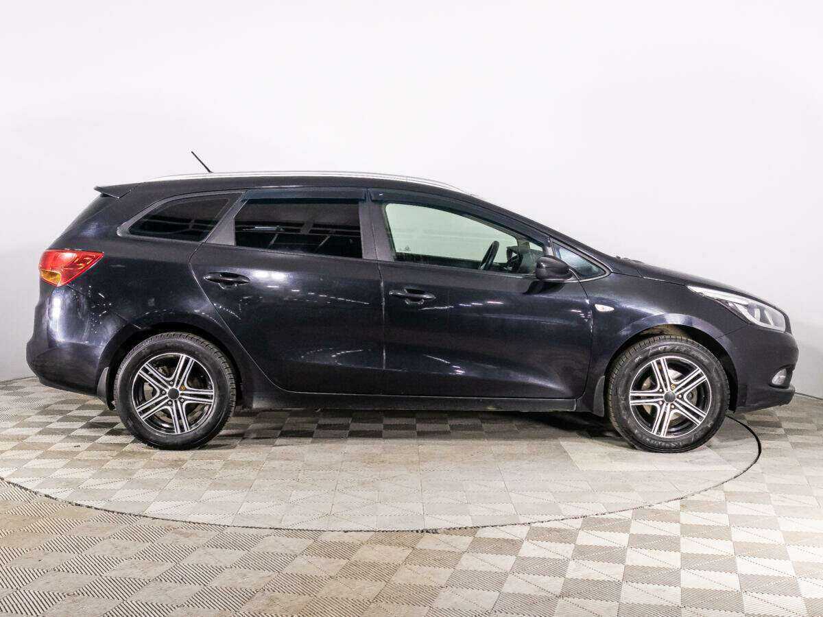 Купить Kia Ceed, 2012, 163 790 км.. Фото: #3