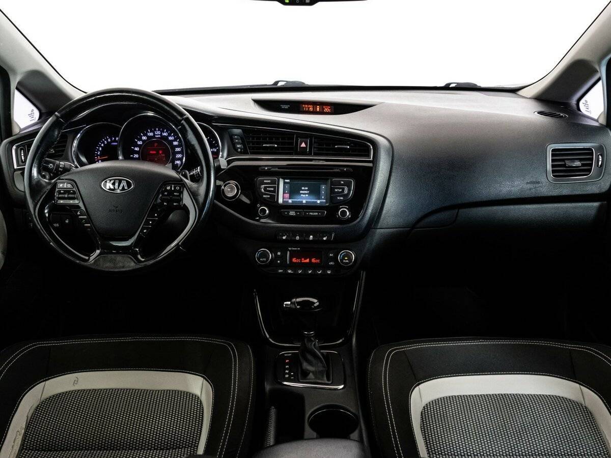 Купить Kia Ceed, 2015, 182 883 км.. Фото: #9